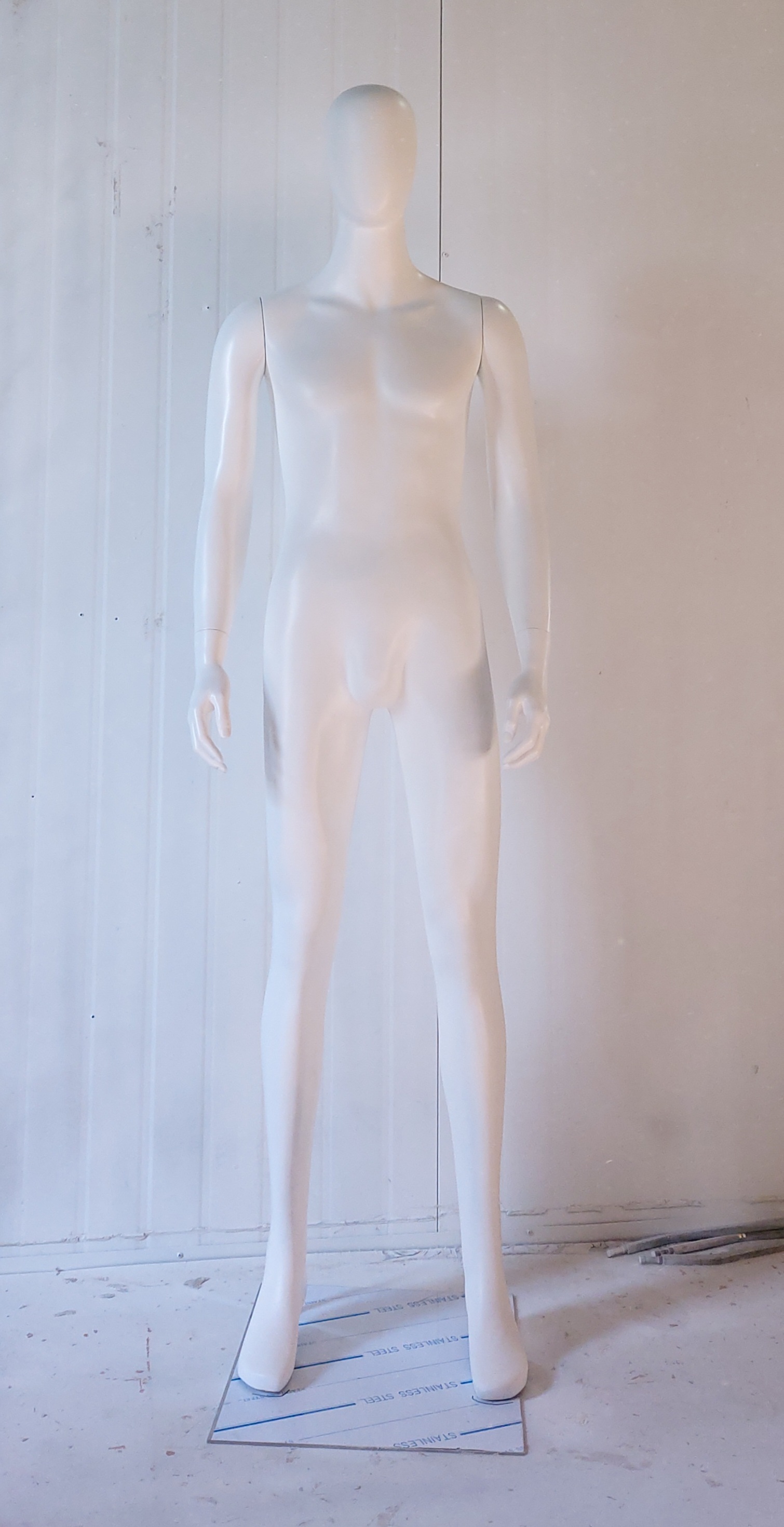 80키로.상하반신 붙힘.제작마네킹
